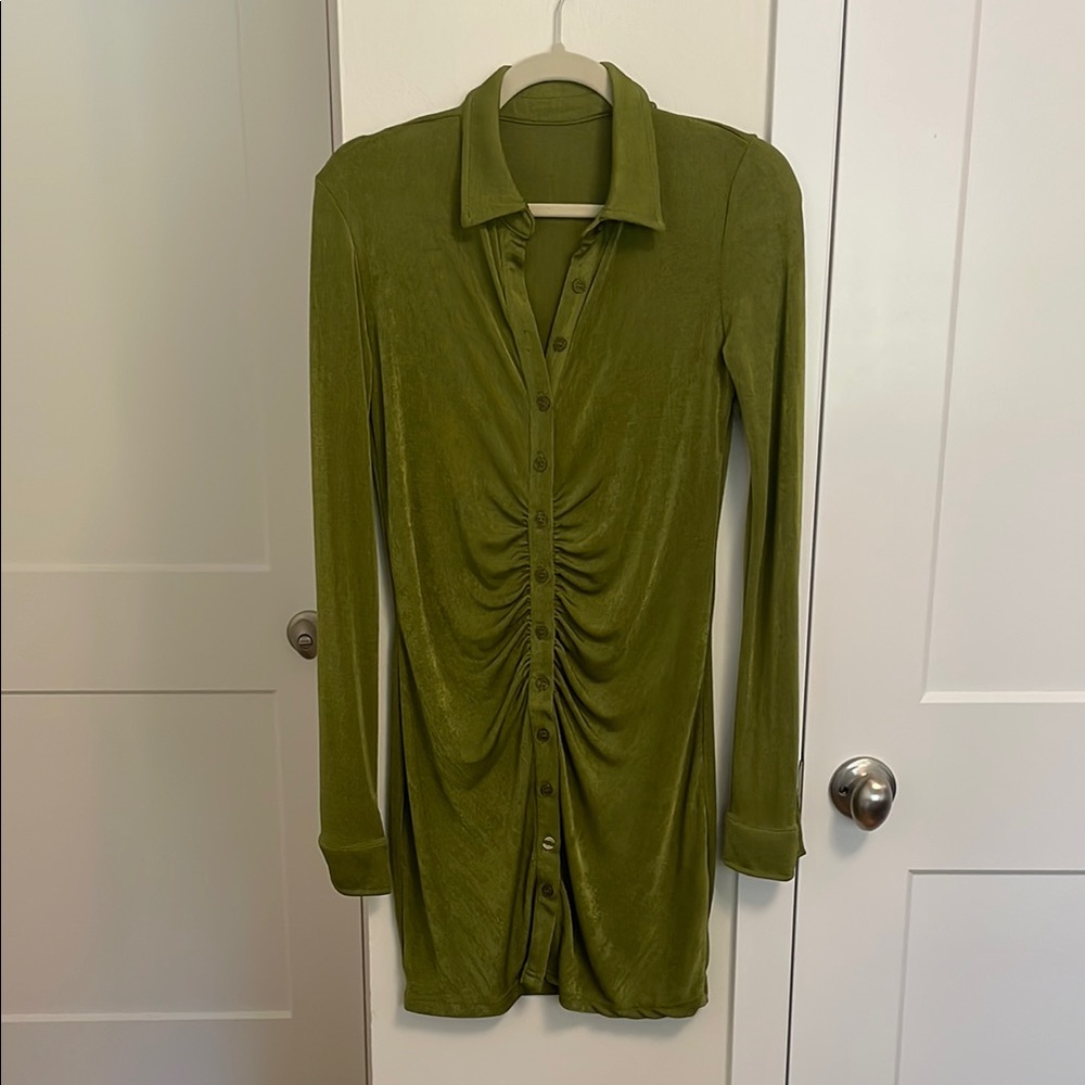 Stylish green button dress